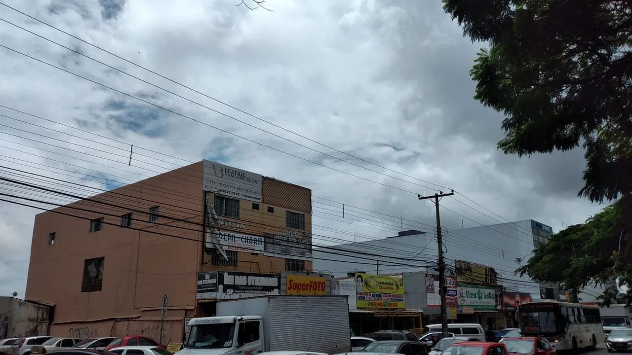Prédio Comercial QNM 17 Conjunto A na Avenida principal - Foto 2