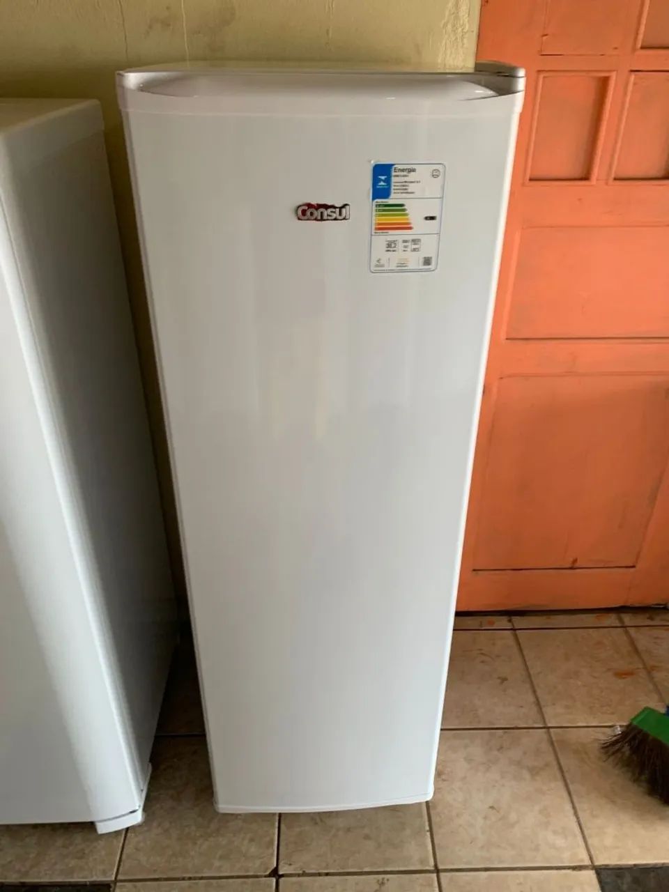 Vendo Esse Freezer Vertical