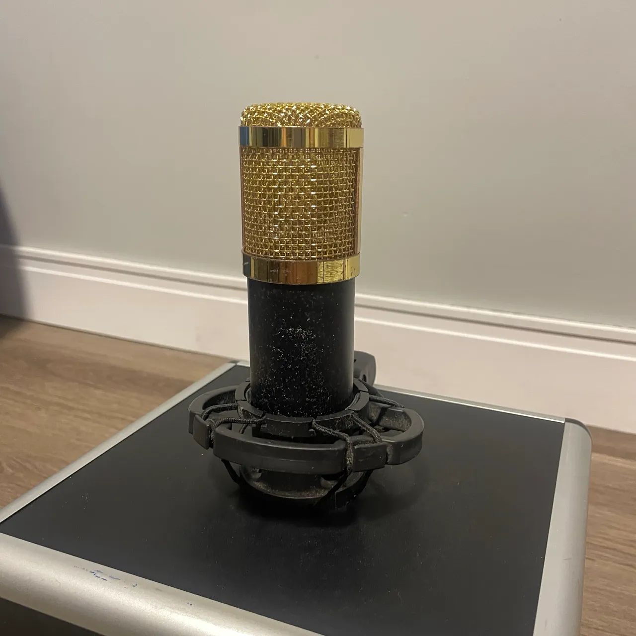 Microfone condensador BM800 c/ Suporte Teia  - Foto 2