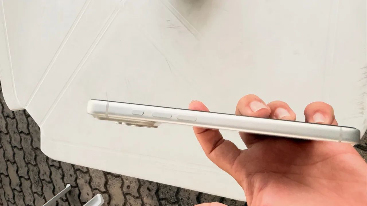 iPhone 17 pro Max 4 meses uso 256g - Foto 2