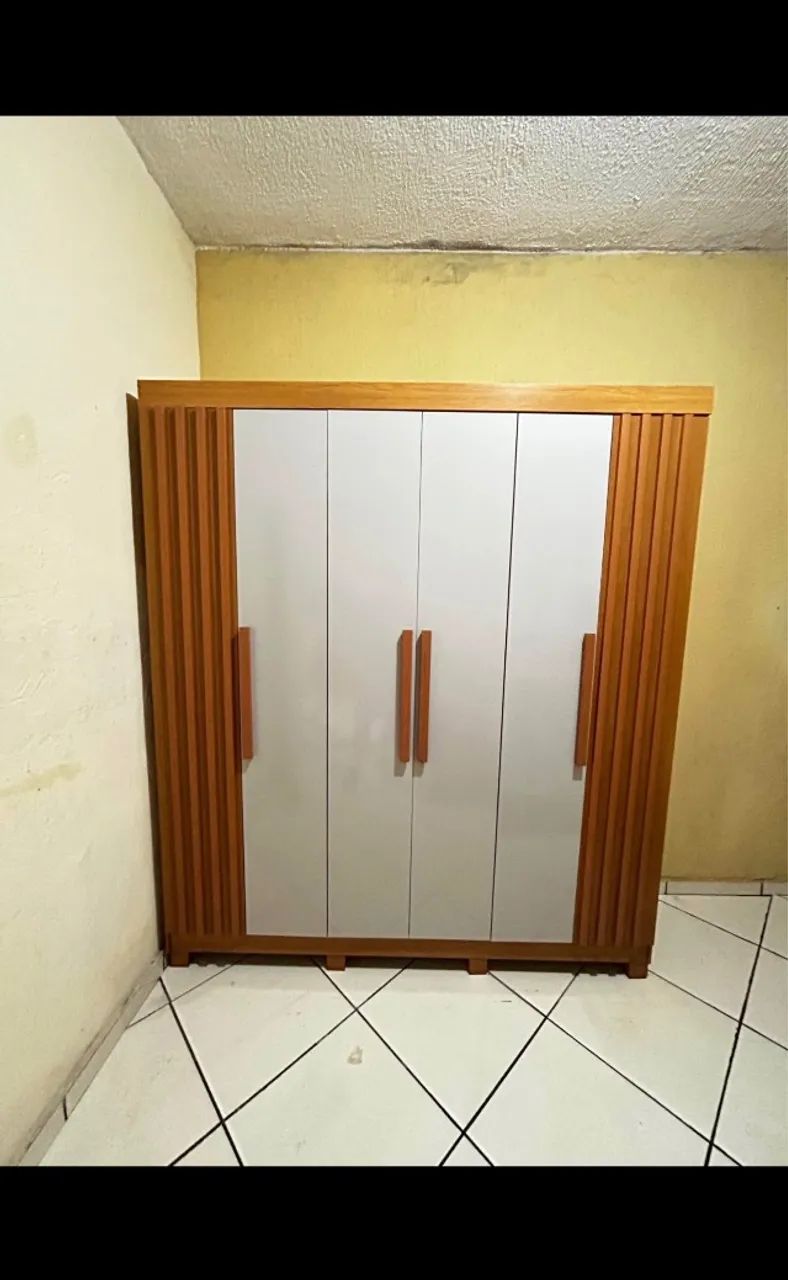 Guarda Roupa