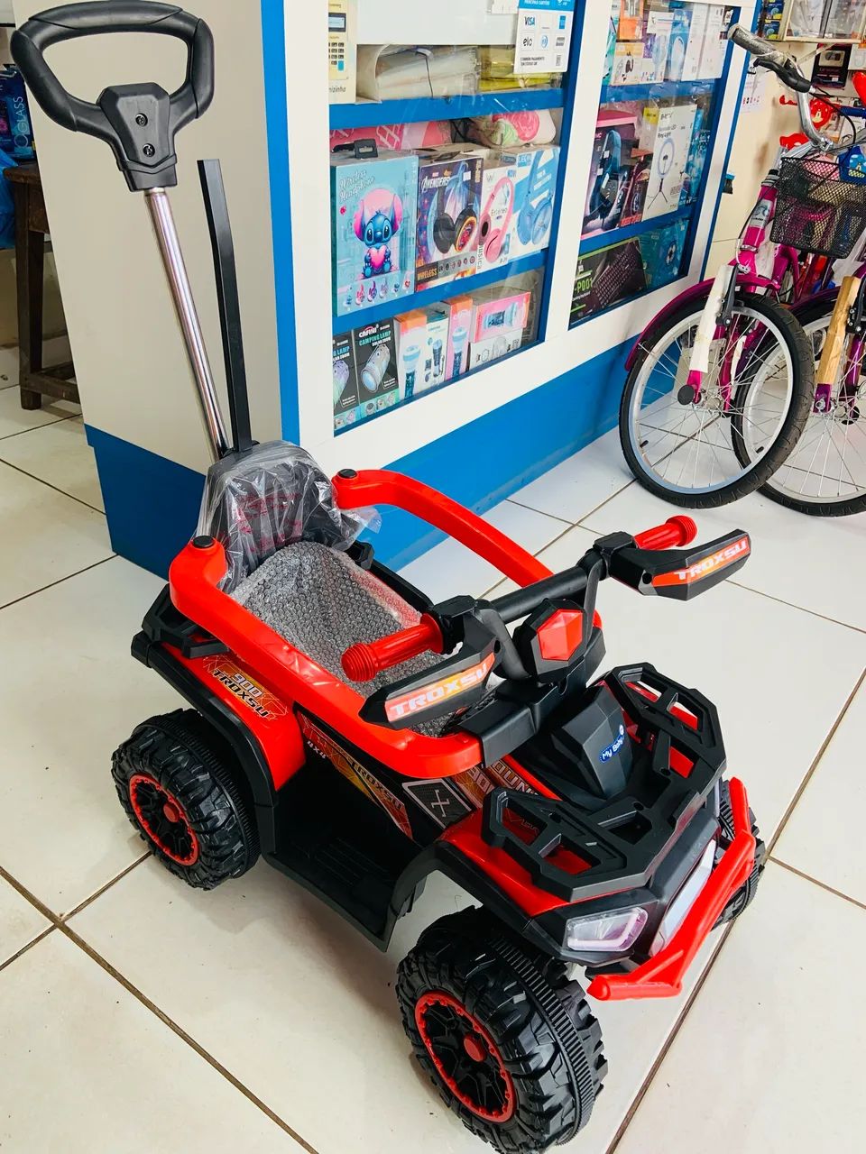 VENDE-SE CARRINHO PARA PASSEIO VIA BLUETOOTH MÚSICAL COM GUIADO  - Foto 2