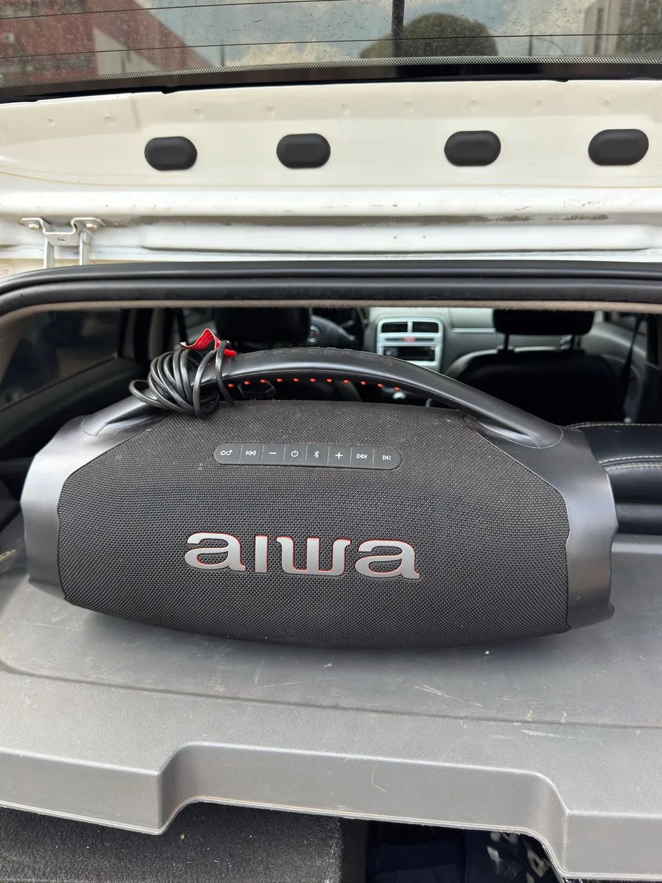 Caixa de som Aiwa Bombox