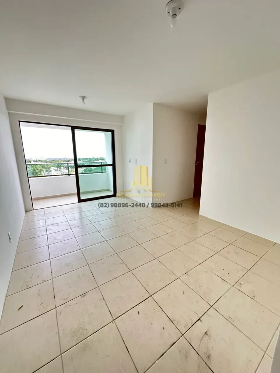 Aldepark, apartamento com 03 quartos, suíte e varanda. Aluguel