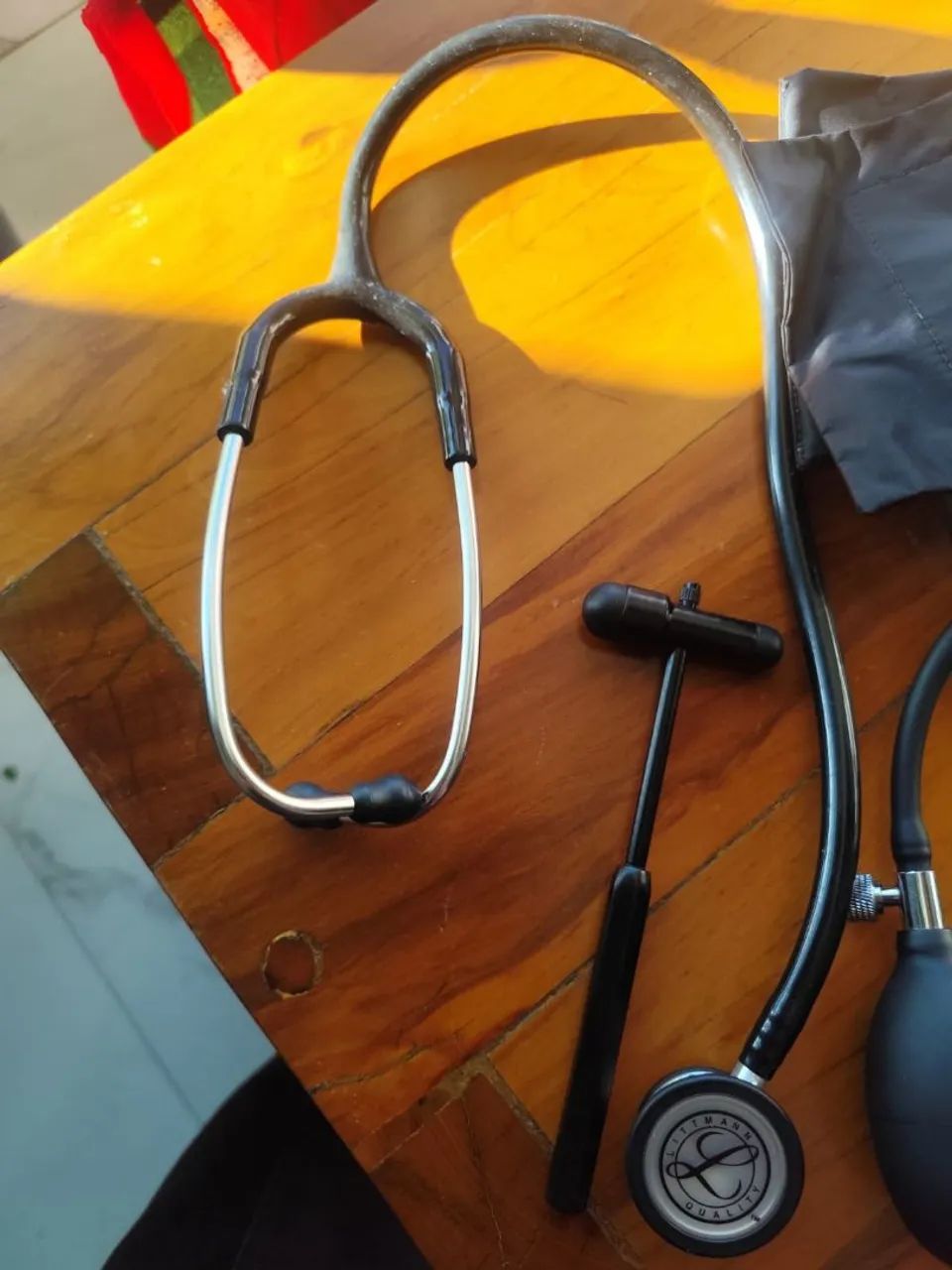 Kit Médico Académico - Estetoscópio Littmann + Aparelho de Pressão P.A. Med + Martelo - Foto 2