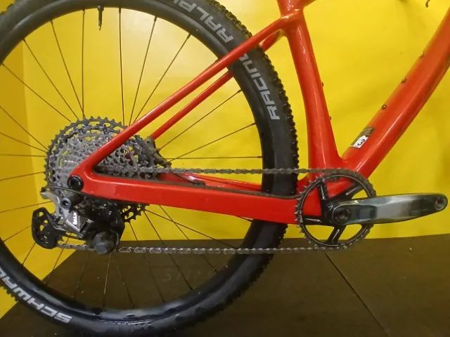 Bicicleta Scott Scale Carbono tam M - Suspensão Fox Kashima