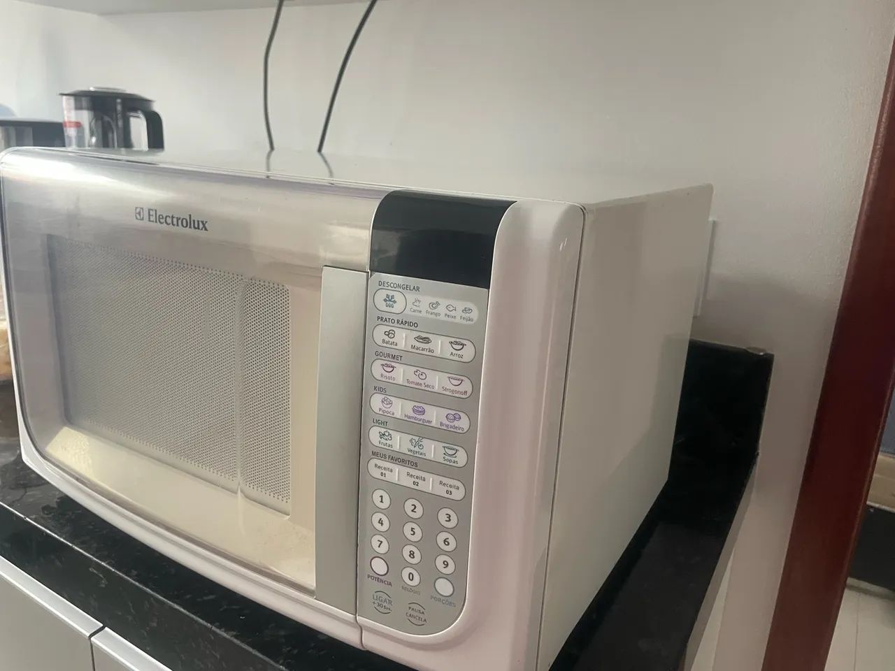 Microondas Electrolux 31 litros - Foto 2
