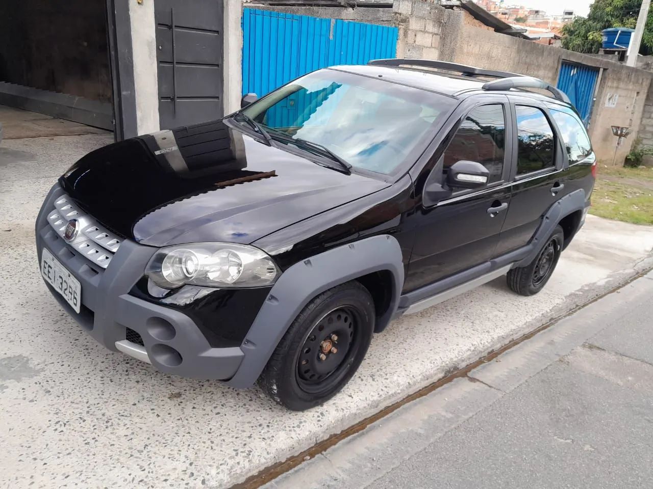 Roda com pneus aro 15