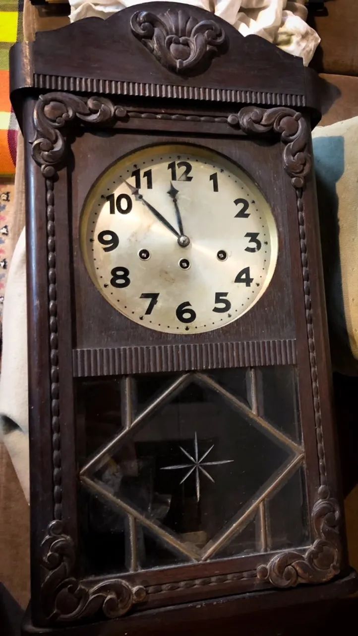 Relógio Antigo de Parede Junghans Carrilhão Design Clássico