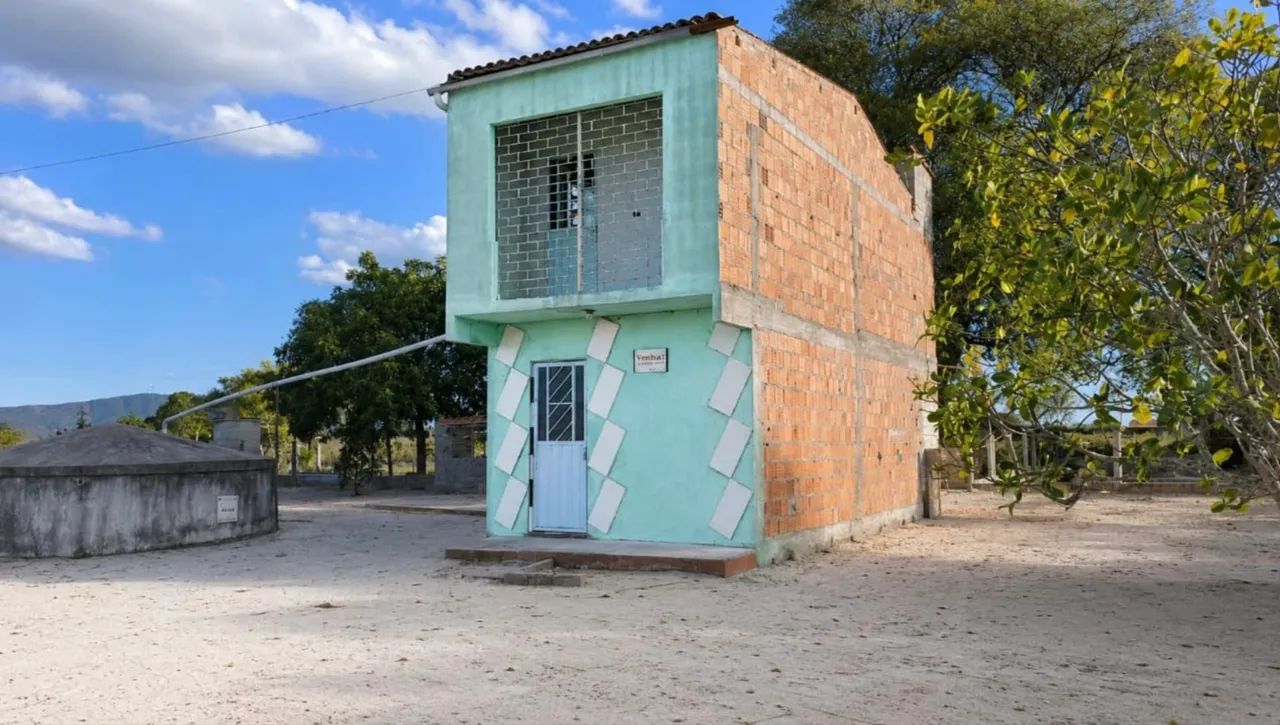 Vendo ou troco casa