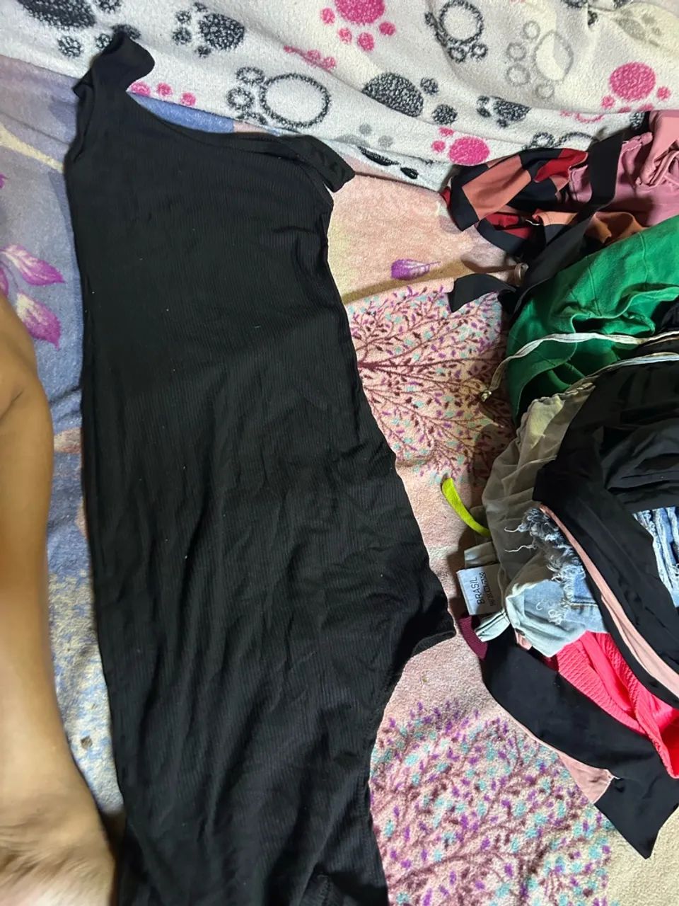 Roupas - Foto 2