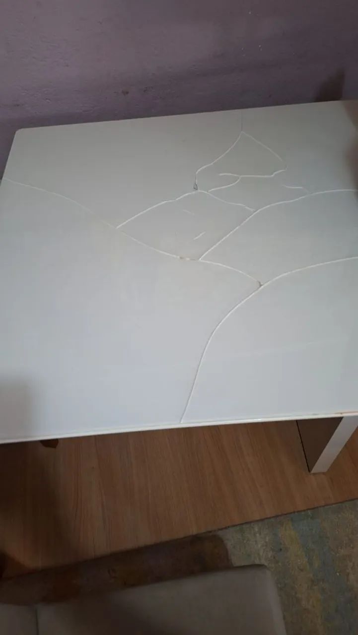 Mesa com 6 cadeiras Usada 