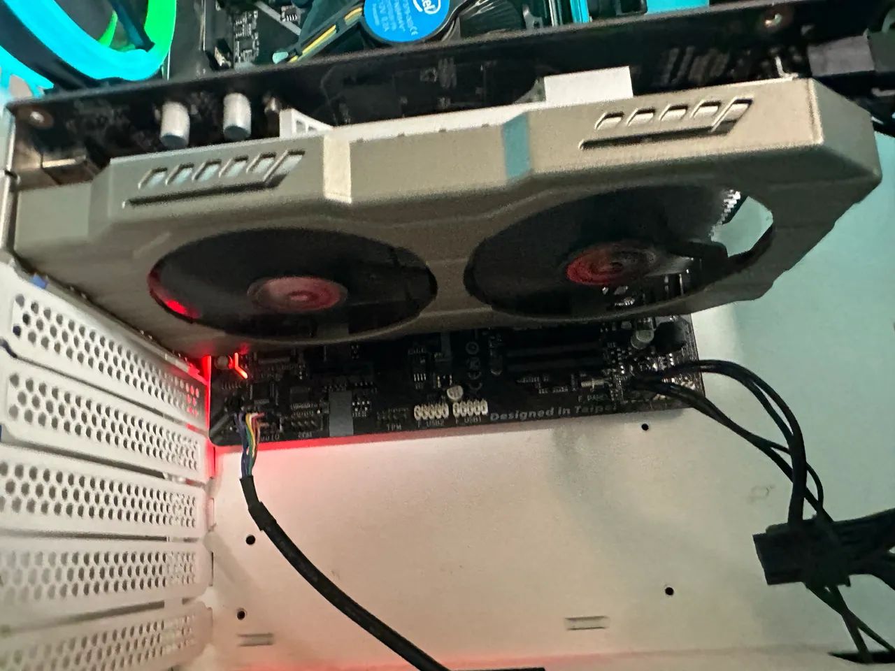 GTX 750 4GB  - Foto 2