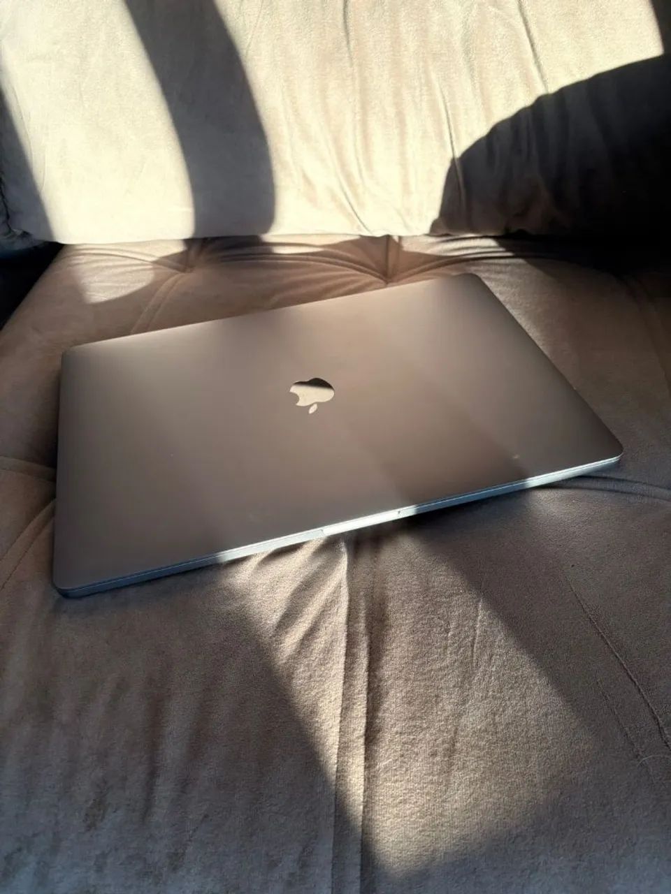 MacBook Pro 2019 16