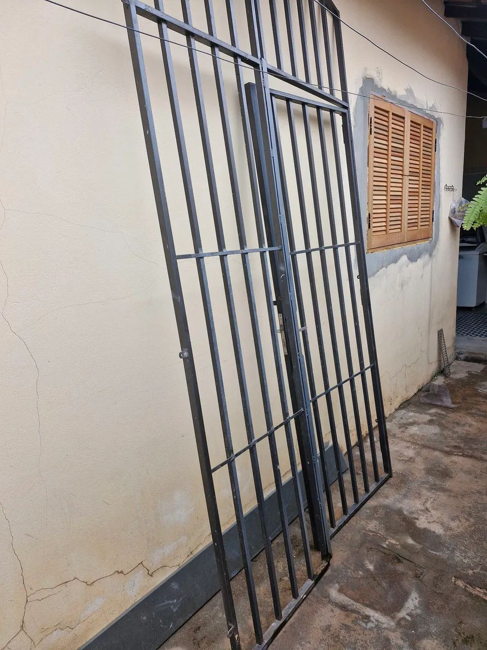Vende Grade com porta. - Foto 4
