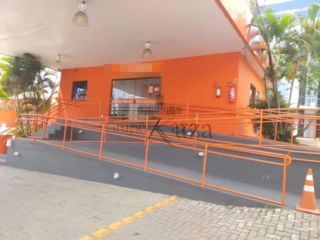 Oportunidade - Ponto Comercial - Jardim Esplanada II - 191m².