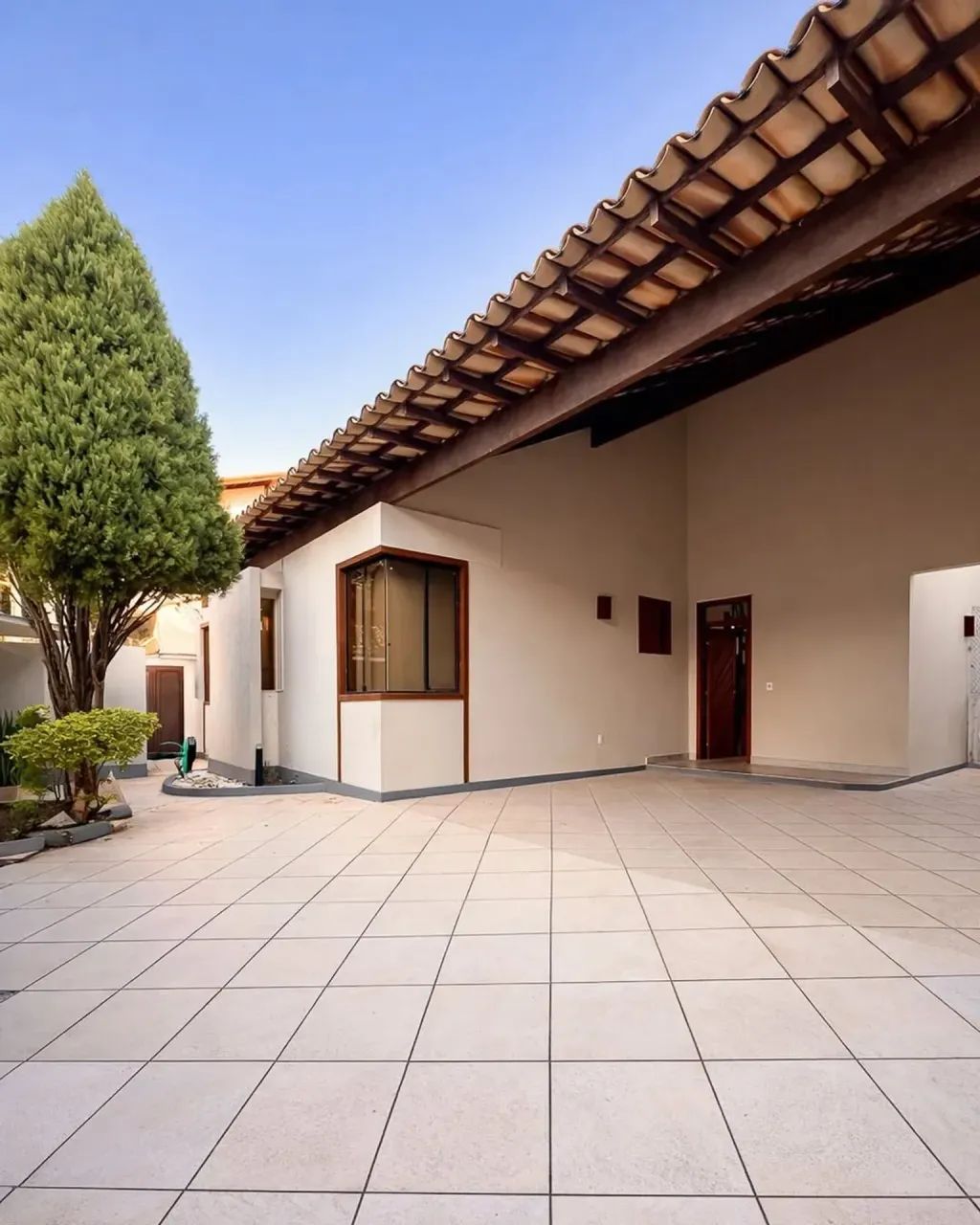 CASA LINEAR COM LAZER PRIVATIVO NA MATA DA PRAIA - Foto 4