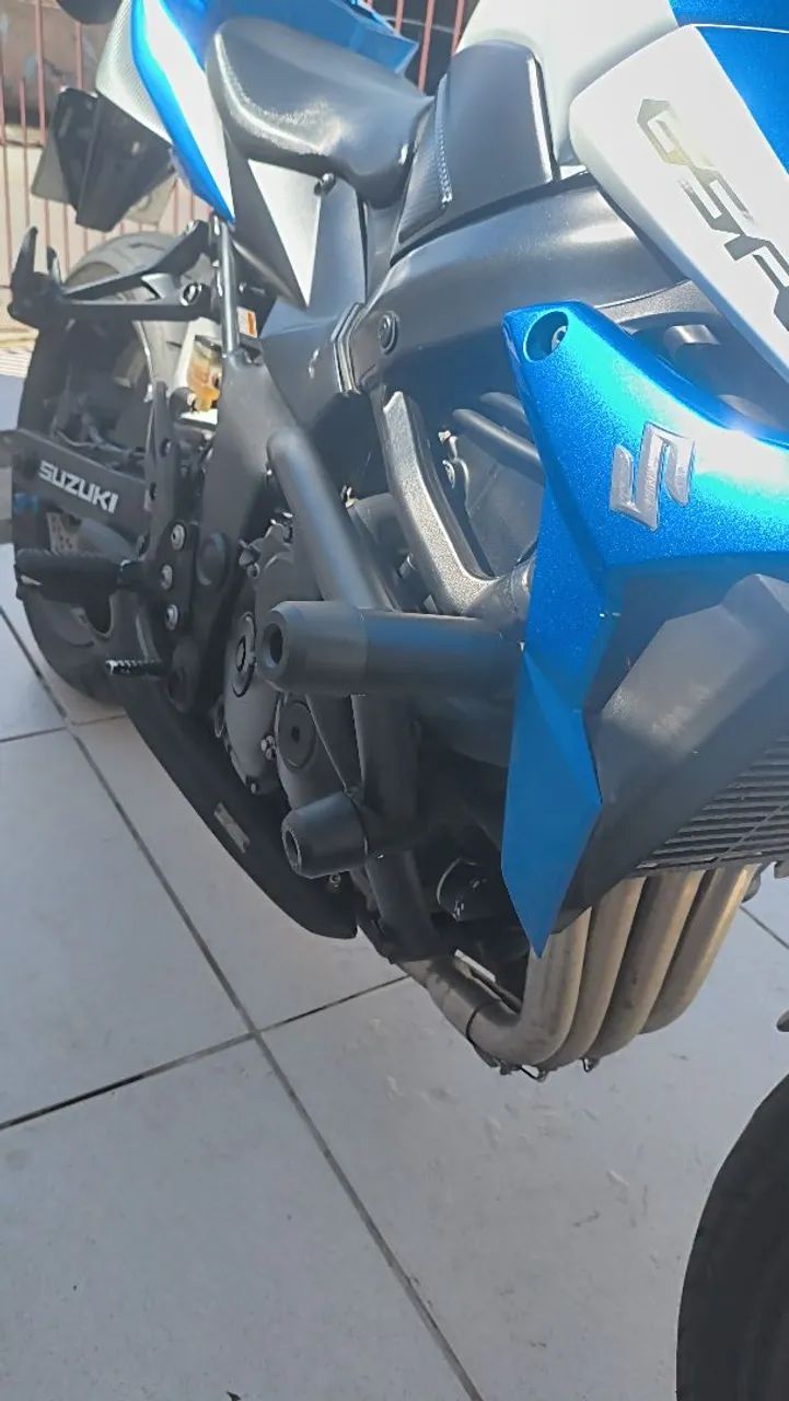 Gsr750 ZA 2016 - Foto 5