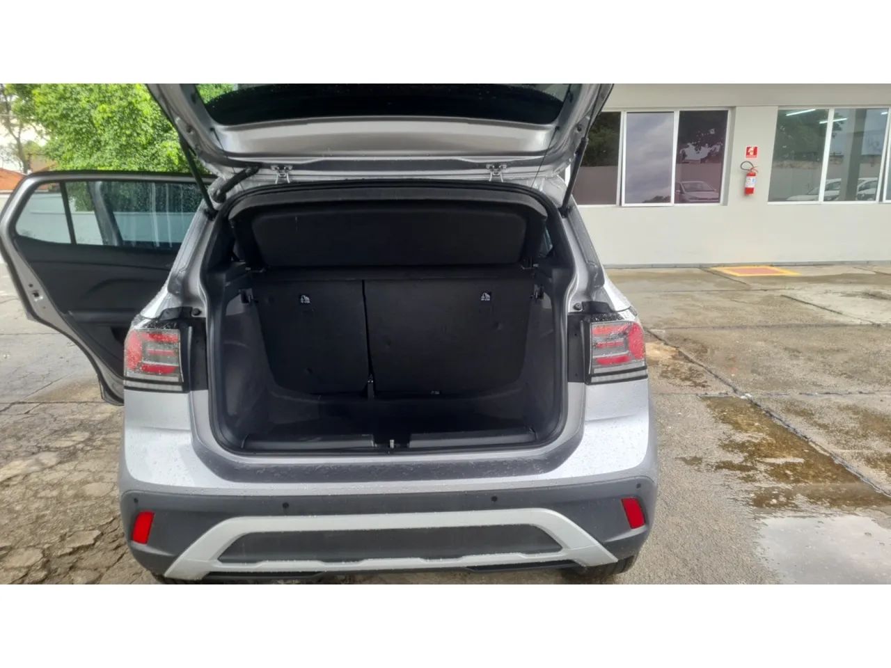 Volkswagen T-Cross Highline 1.4 TSI Flex 16V 5P AUT, foto 14 de 17