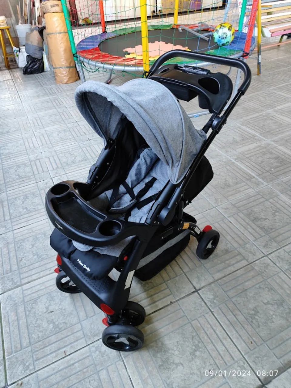 Carrinhos de bebe e etc