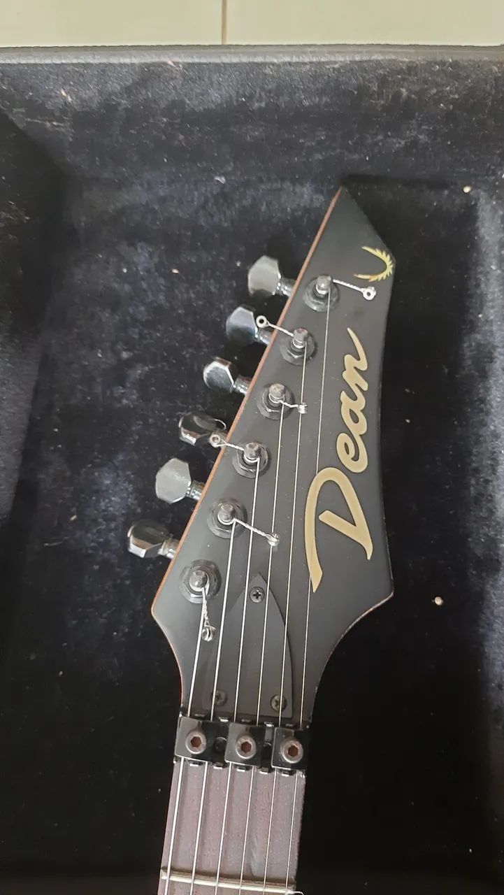 Guitarra Dean