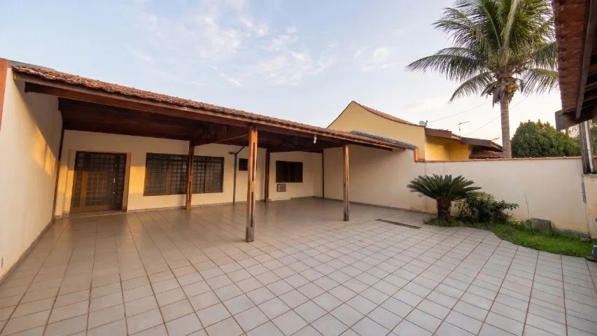 Casa 275m2 Jd. Ferrarezi