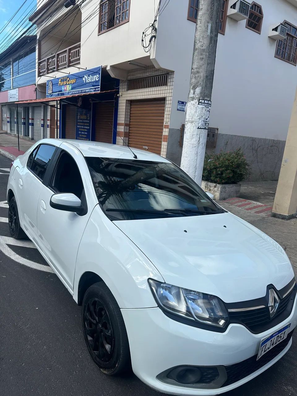 Renault Logan Expression Hi-flex 1.6 8V 4P 2014