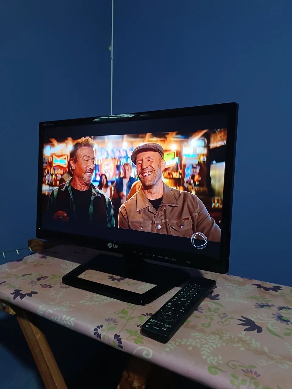 TV LG M2252D-PS, LED - Foto 3