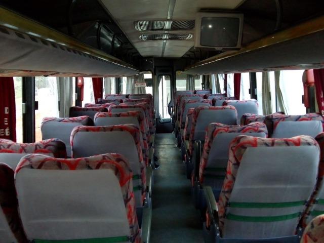 Ônibus rodoviário Comil 3.45 motor Mercedes O400 eletrônico ano 2000 46 lugares soft - Foto 9