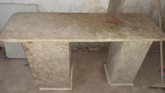 Mesa em Mármore
