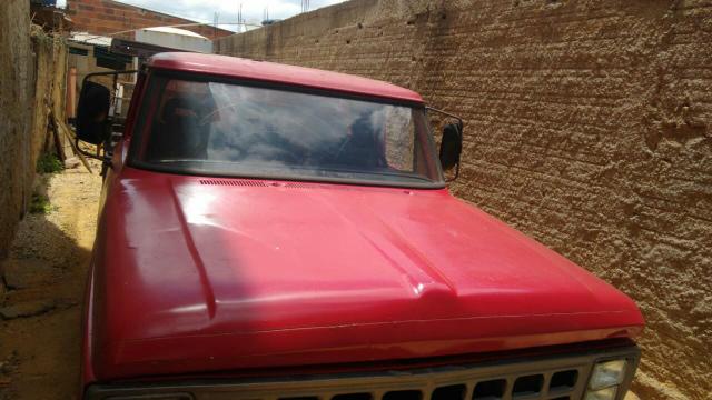Vendo F1000 Ano 86 Motor MWM - Foto 5