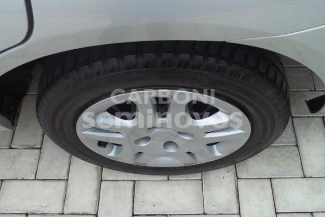 FORD FIESTA 2007/2008 1.0 MPI SEDAN 8V FLEX 4P MANUAL - Foto 7