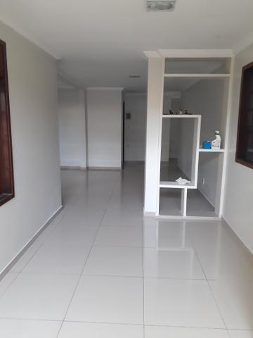 Casa ampla c/piscina /Porcelanato/projetados/prox. ao Posto gasolina itapiraco(Aluguel) - Foto 9