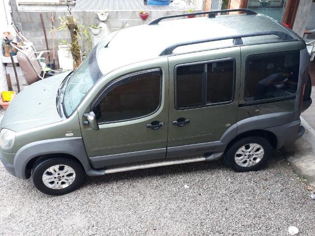 Doblo Adv 1,8 06 lugares linda aceita troca baixo valor - Foto 3