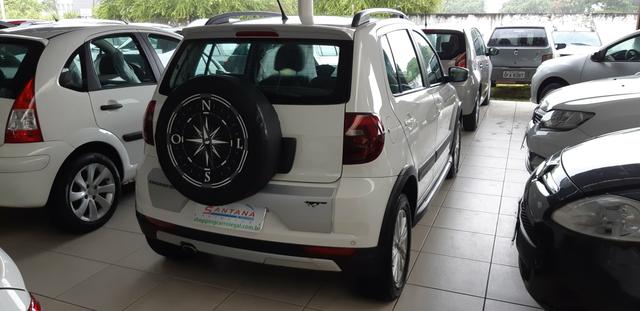 Volkswagen CrossFox 1.6 2014 41.000 km Único Dono - Foto 5