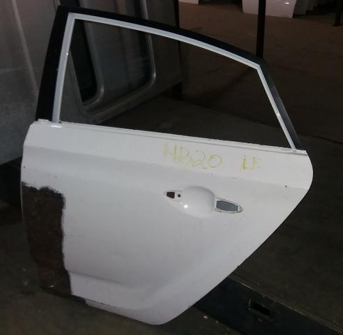 Porta Traseira Hyundai Hb20 2013 Desmontada Lado Esquerdo