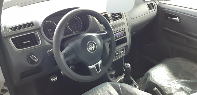 Volkswagen CrossFox 1.6 2014 41.000 km Único Dono - Foto 2