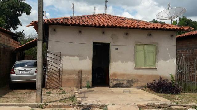 Vendo uma casa