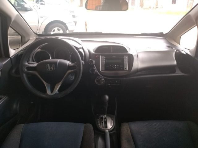 Honda Fit 1.4 LX 2013 automático , completo - Foto 8