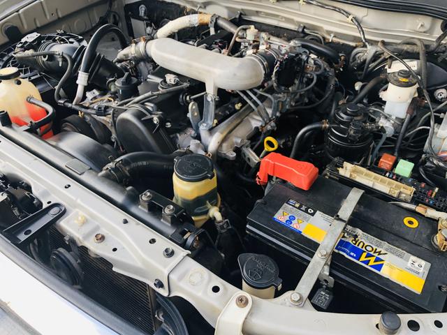 Hilux CD4x4 Diesel 2011, Aceito Troca - Foto 6