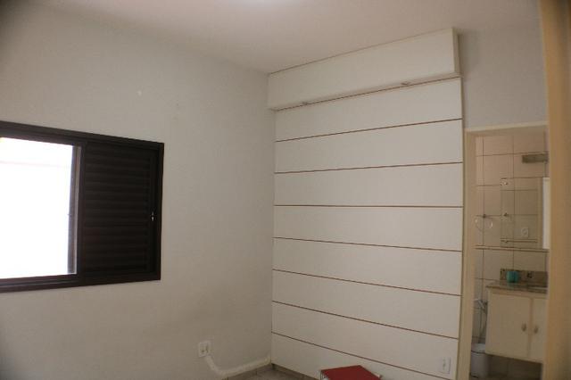 Apartamento Térreo Jd. Califórnia - 2quartos, 3 banheiros, 2 Quintais , 1 vaga - 110Mts - Foto 10