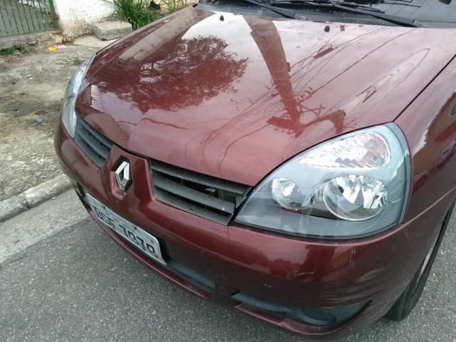 Clio Sedãn 2006