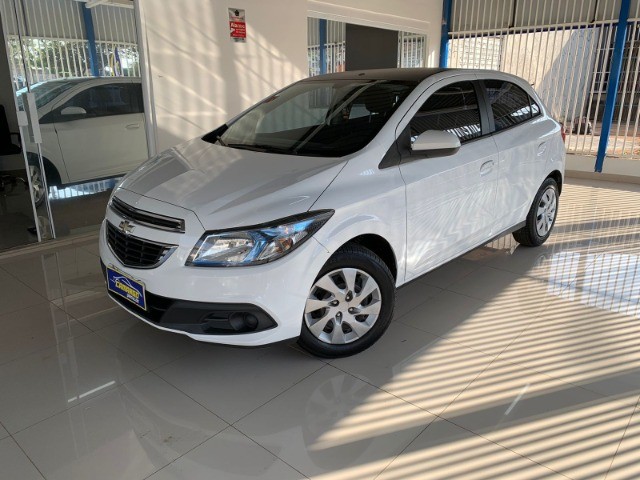 ONIX 1.4 LT 2014   ÓTIMO CARRO 