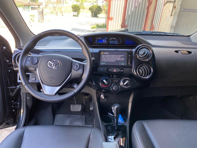 ETIOS SEDAN 1.5 2018 AUTOMATICO