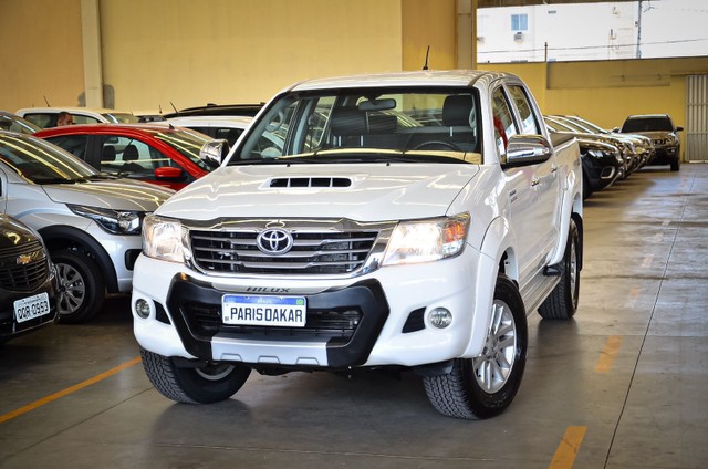 HILUX SRV 14/15  VALOR NEGOCIÁVEL 