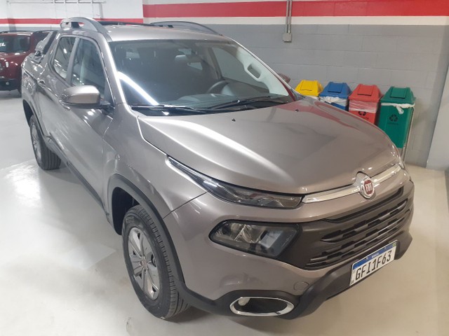 CONCESSIONÁRIA FIAT VENTUNO / 21/21 BAIXO KM