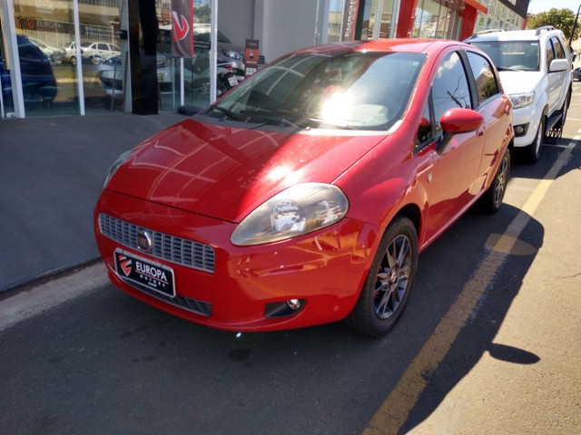 FIAT PUNTO ATTRACTIVE 2012 COMPLETO  EUROPA MOTORS 