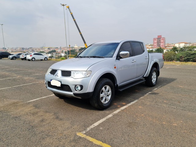 L200 TRITON HPE FLEX 4X4