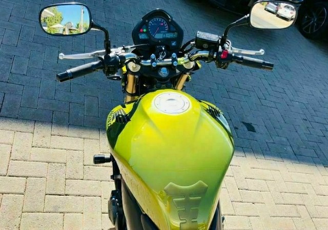 HONDA CB HORNET