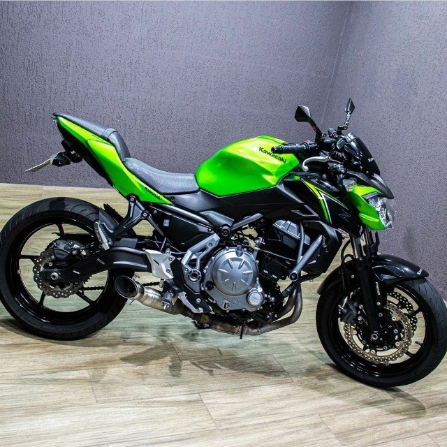 KAWASAKI Z650